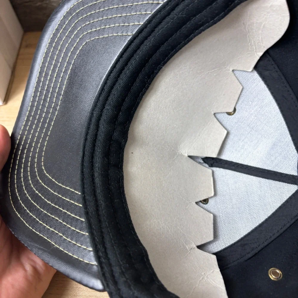 Disney Hat Cap‎ Strap Back Black Mickey Mouse 28 Walt Disney World Parks